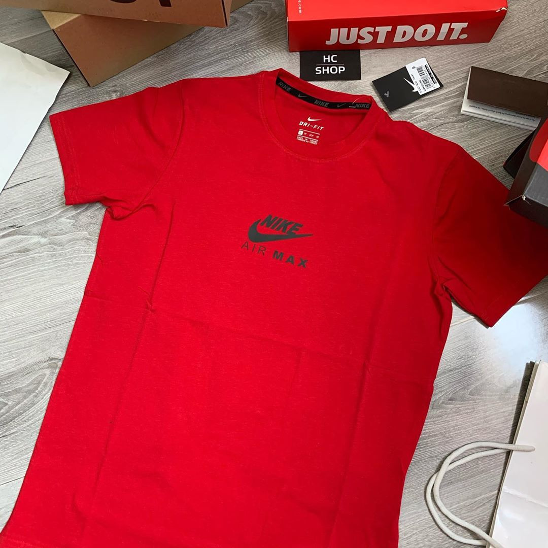 Футболка NIKE DRI-FIT