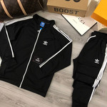 Спортивный комплект adidas