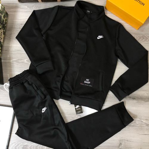 Спортивный комплект nike