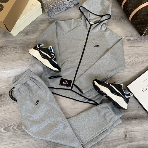 Спортивный комплект nike