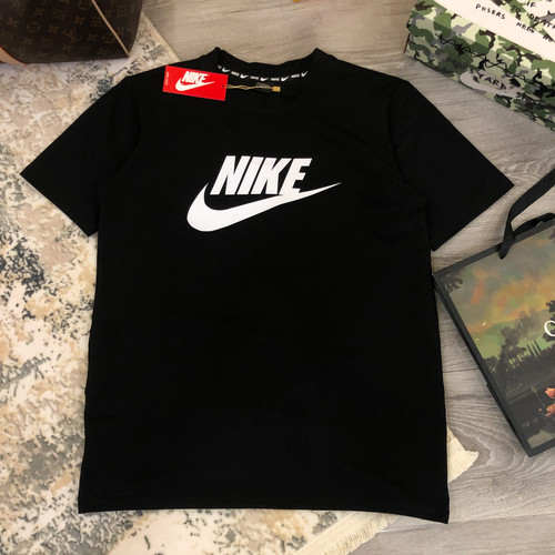 Футболка Nike