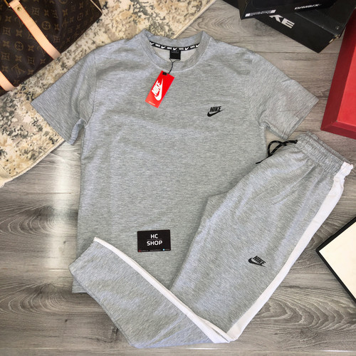 Серый комплект Nike