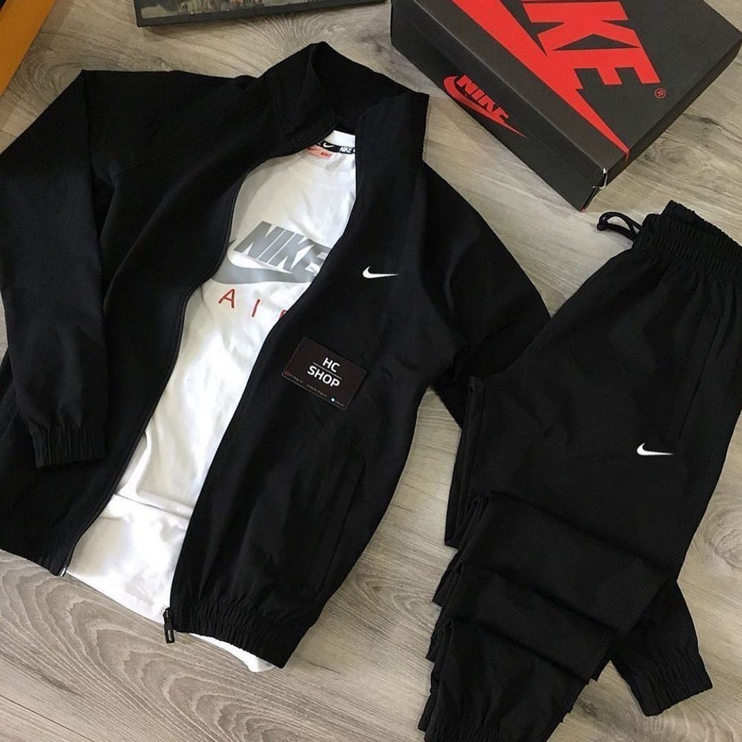 Спортивный комплект Nike (без футболки)