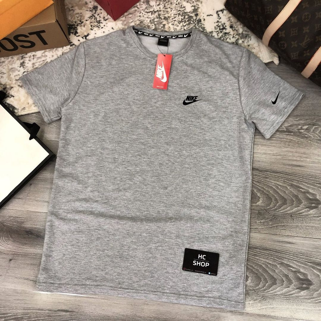 Футболка Nike